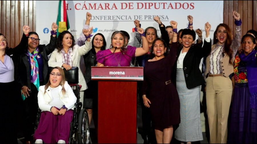 Celebran diputadas de Morena día histórico con aprobación de reforma que garantizará igualdad sustantiva desde la Constitución