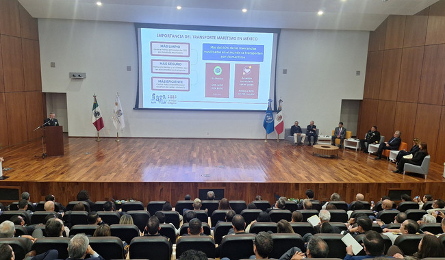 Gobierno de Oaxaca y Marina llevan a cabo el Foro Económico del CIIT: "La Nueva Puerta al Comercio Global"