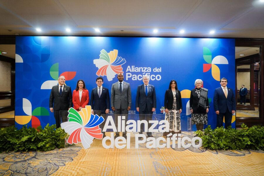 Reafirma México compromiso con la Alianza del Pacífico y propone dotarla de mayor contenido social para reducir desigualdades