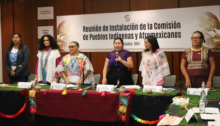 Lista Comisión del Senado para expedir ley general sobre derechos de pueblos originarios