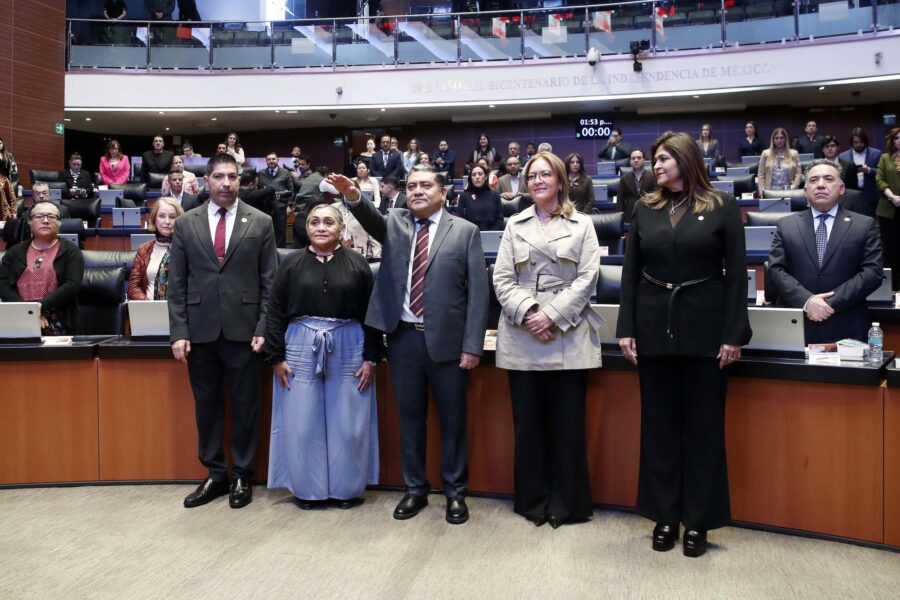 Pleno aprueba licencia al senador Aníbal Ostoa