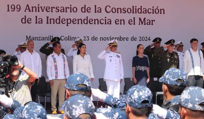 Se conmemoran 199 años de la Consolidación de la Independencia en el mar, este 23 de noviembre en el puerto de Manzanillo, Colima.