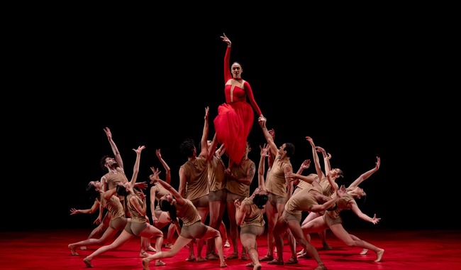 El montaje coreográfico “Carmina Burana” llega al Centro Cultural del Bosque