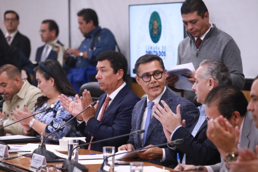 Morena continuará con el desarrollo económico del país en beneficio de quienes menos tienen