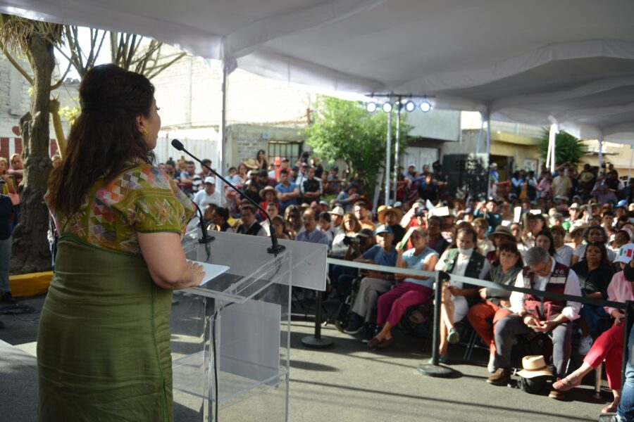 Anuncia jefa de Gobierno Clara Brugada Programa de “Acupuntura Urbana” para atender grietas en la colonia del Mar, en Tláhuac