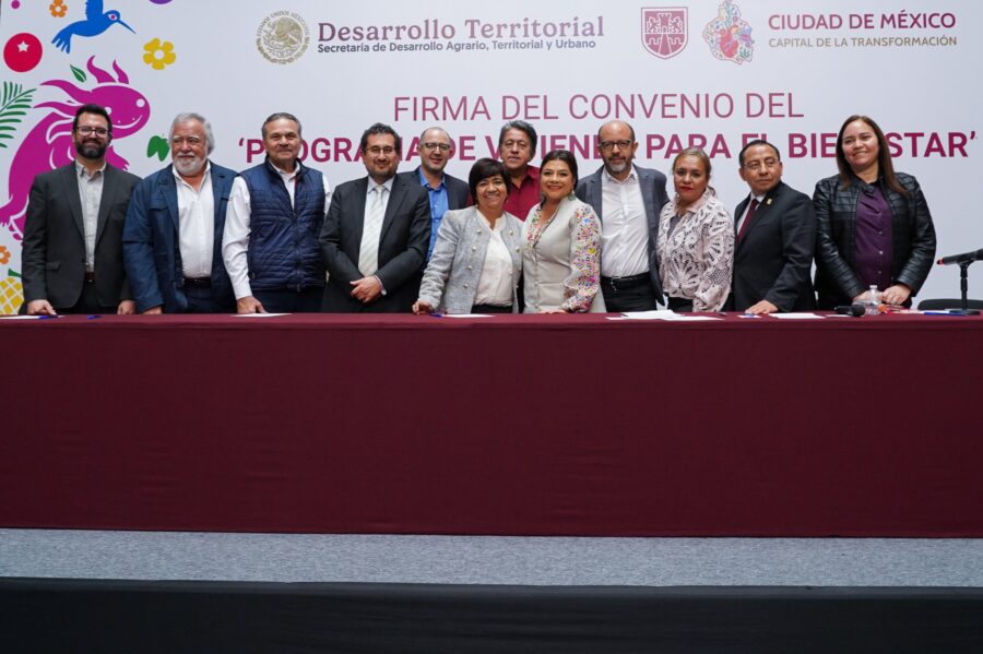 Para garantizar el derecho a la vivienda en la Ciudad de México firman jefa de Gobierno, Clara Brugada, y SEDATU convenio