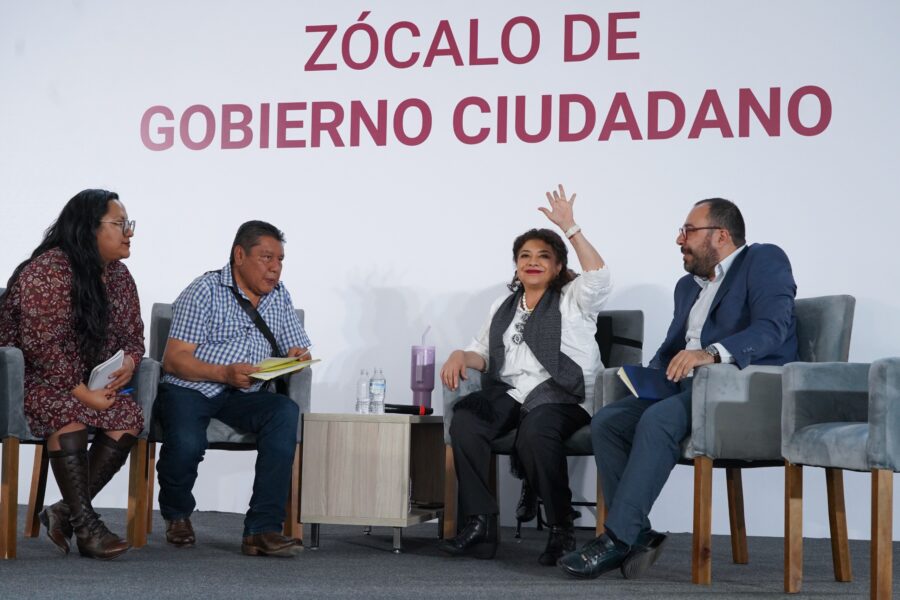 Acuden cada vez más personas al Zócalo de Gobierno Ciudadano y establecen hoy nuevo tope de atenciones por parte de las autoridades capitalinas