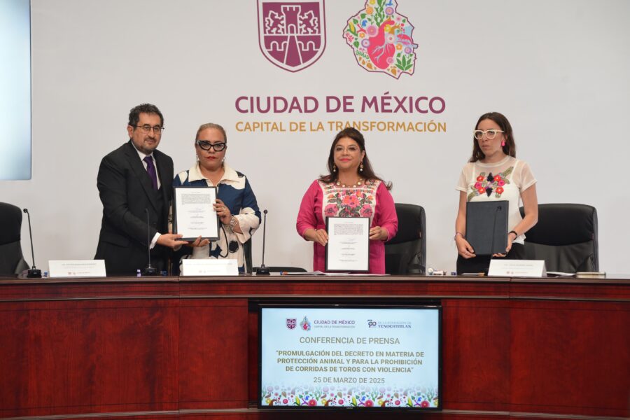 Firma jefa de Gobierno Clara Brugada decreto en materia de protección animal para la prohibición de corridas de toros con violencia