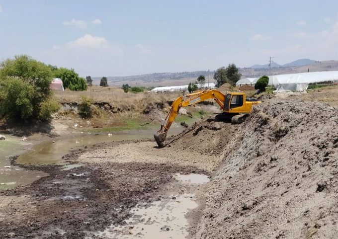 Limpia Secretaría del Campo canales de la Cuenca del Río Lerma y evita inundaciones en 2,600 hectáreas de cultivos agrícolas