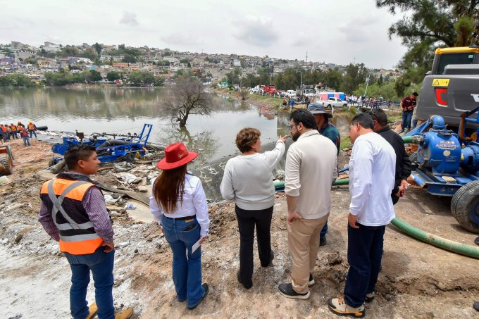 Limpia Gobierno del EdoMéx más de 1,800 toneladas de basura de calles, ríos y cárcamos; encabeza Gobernadora Delfina Gómez jornada en Presa Los Cuartos