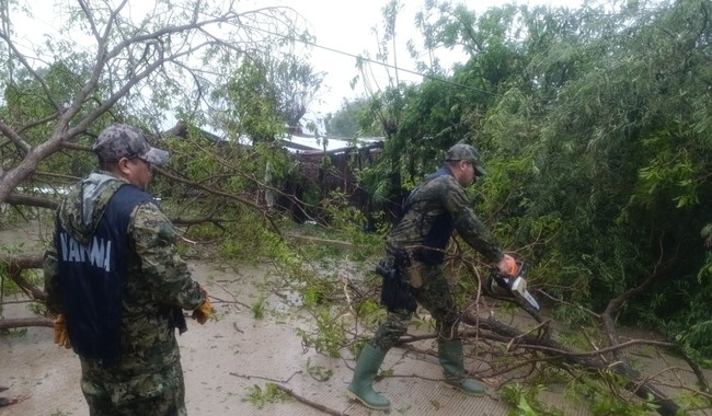 Marina informa acciones implementadas en Pinotepa Nacional, Huatulco y Puerto Escondido Oaxaca, durante el paso del huracán “Erick”