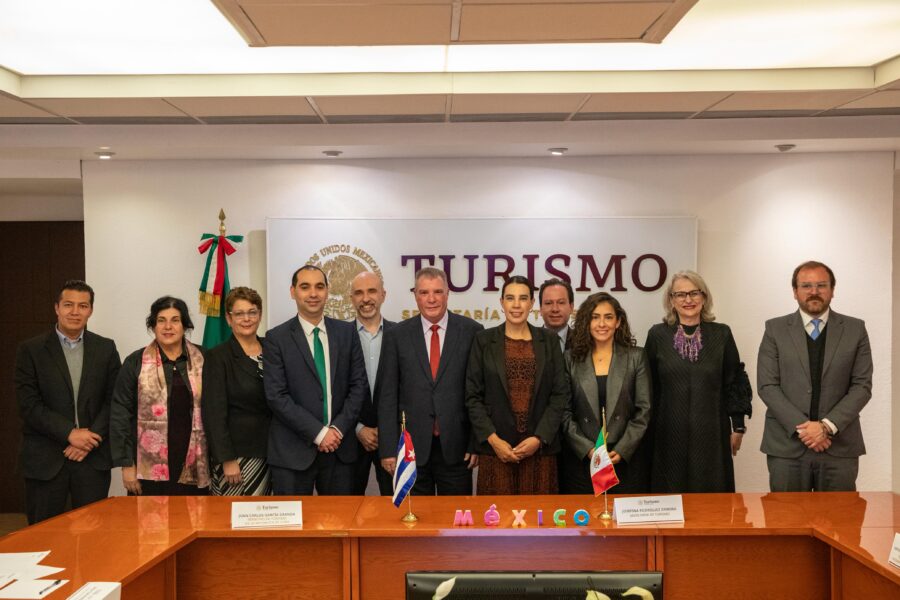 México y Cuba fortalecen lazos turísticos con la firma del Programa de Cooperación 2025-2028