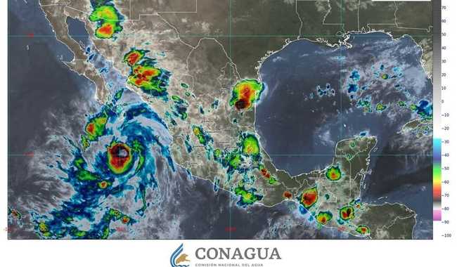 Debido a Lorena, continuarán las lluvias intensas en Baja California Sur, Sinaloa y Nayarit, durante la noche de hoy