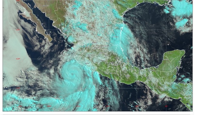 Flossie ahora como huracán categoría 2 en la escala Saffir-Simpson