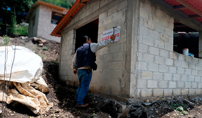 Clausuran obras ilegales en el Parque El Tepozteco, en Morelos