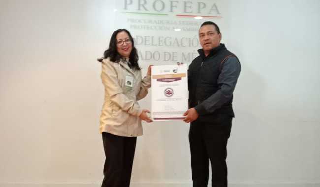 Profepa entrega dos Certificados de Industria Limpia a empresas en Toluca e Ixtlahuaca