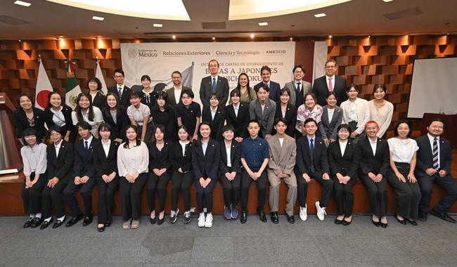 Fortalecen México y Japón amistad y cooperación con apoyos educativos que transforman vidas