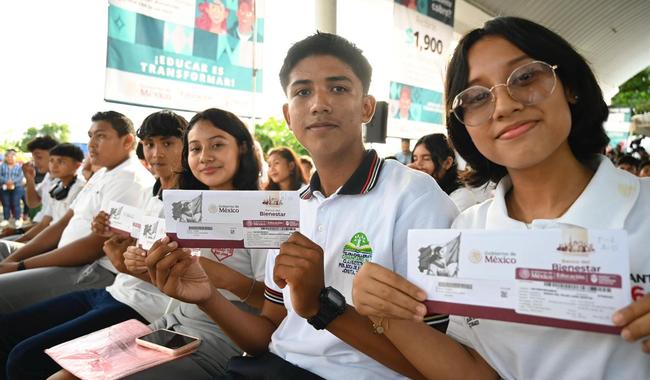 Boletín 371. Esta es la generación de las becas Rita Cetina, Benito Juárez y del Bachillerato Nacional: Mario Delgado