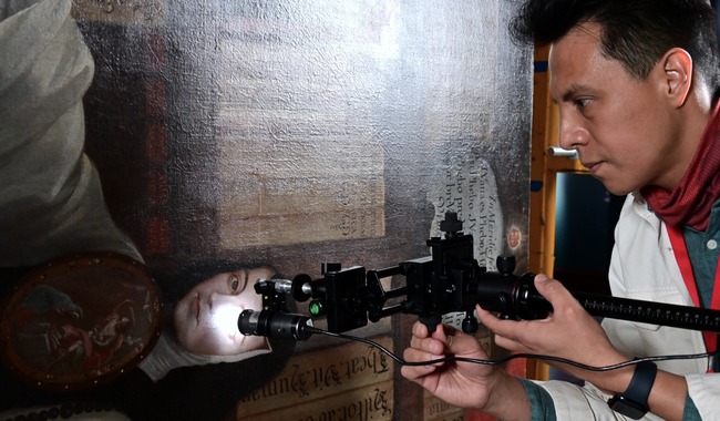 EL INAH Y LA UNAM EXAMINAN ICÓNICO RETRATO DE SOR JUANA, REALIZADO POR MIGUEL CABRERA