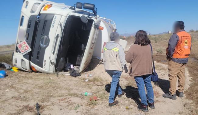 Profepa atiende derrame de combustible en Ahumada, Chihuahua